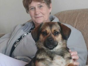 Success Stories 2 A happy new owner in her forever home, the focus of this Pekehund adoption story